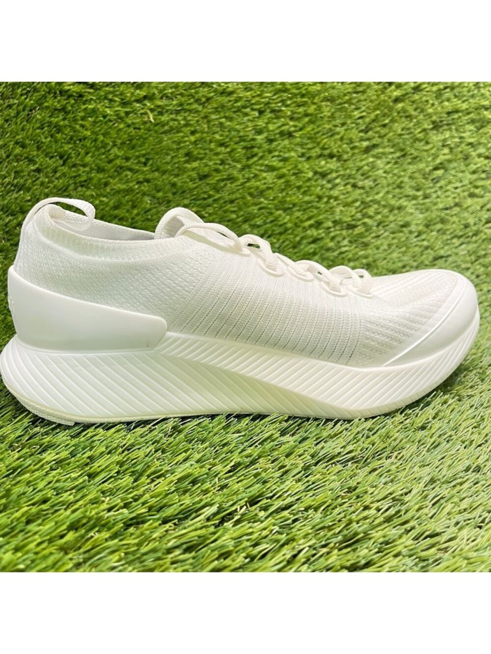 Allbirds Tree Glider Womens Size 9.5 White Athletic Running Knit Shoes Sneakers